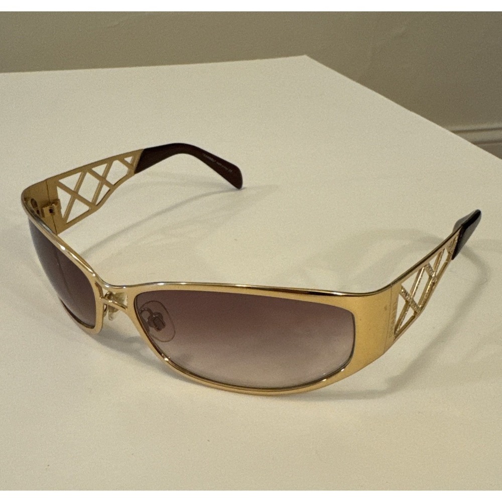 Chanel Polarized Sunglasses Woman Gold Vintage